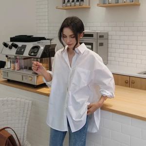 2025년 가을 미니멀리스트 여성용 화이트 오버사이즈 셔츠 긴 소매 기본 버튼업 한국 스타일 블라우스 포켓 포함