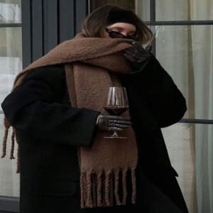 겨울 스카프 여성 럭셔리 가을 겨울 캐시미어 스카프 두꺼운 따뜻한 목도리 클래식 Tassels 푹신한 스카프 솔리드 컬러 소프트 목도리