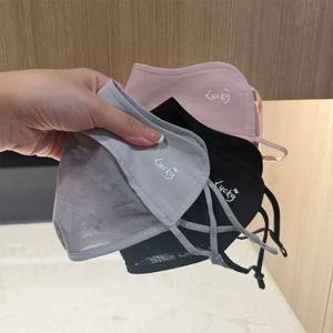 새로운 통기성 얼음 실크 마스크 안티 uv 빨 수있는 선 스크린 마스크 레이스 꽃 방진 페이스 커버 스카프 선물