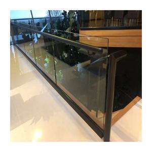 발코니 난간 계단 난간을 위한 맞춤형 알루미늄 U 채널 유형 안전 강화 유리 난간