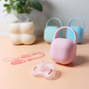 3Pcs 아기 애플 젖꼭지 세트 봄 젖꼭지 체인과 PP 보관 상자와 실리콘 노리개 100% BPA 무료 휴대용 젖꼭지 세트