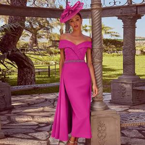 맞춤형 럭셔리 칵테일 드레스 크레이프 원단 컬럼 신랑 어머니 드레스 푸시아 오프숄더 진주 케이프 프롬 드레스 미디