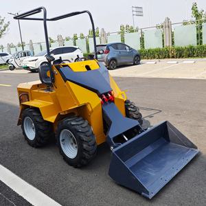 맞춤형 소형 스키드 스티어 로더: 농업/건설/시공업에 적합, 모든 작업에 다재다능
