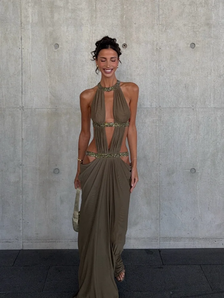 섹시한 백리스 스팽글 홀터 드레스 여성용 민소매 오프숄더 홀로우 아웃 플리츠 맥시 드레스 신상 여성 이브닝 파티 가운