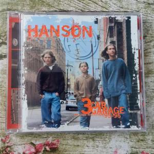 CD Hanson 3인 차량용 차고 앨범 The Indie Recordings 95 96은 1997년에 발매되었으며, Hanson의 첫 번째 앨범인 'Youth Rock Group'입니다.