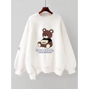 [하프클럽] 기프트 베어 루즈핏 기모 맨투맨_F5XWTB003Z