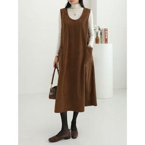 [하프클럽] 탤즈 코듀로이 포켓 조끼 롱 원피스_BDOP134
