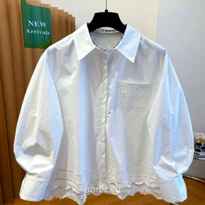 셔링 퍼프 소매 펀칭 밑단 화이트 셔츠 링클 긴팔 와