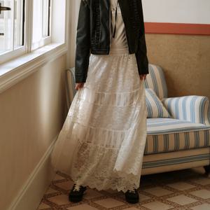 Cest_Lace splicing velvet skirt