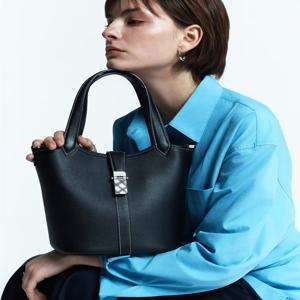 블랙 소가죽 체크 장식 포인트 토트백S DCBA6E154