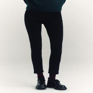 헤지스 여성 [[24FW]] HSPA4D981BK [가격인하][기모][슬림핏] 블랙 데님 팬츠