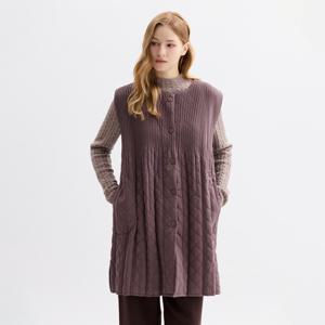 [최초가 218000원] 커브 라인 라운드 카라 하프 베스트_EPVTW225020