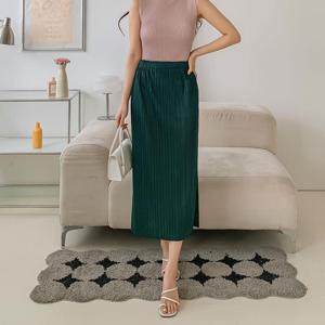 [신상오픈런] 옆트임 주름원단 밴딩 일자 h라인 미시룩 롱스커트