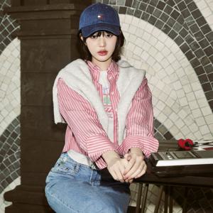 여성 크롭 크레스트 셔츠 T32F7WSH13TWT1