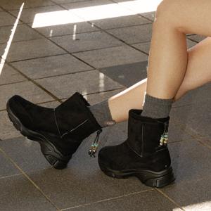 [리퍼브][정상가:158,000원] 2Colors_핸드메이드 컵 솔 램시어링 앵클 부츠 I KM277