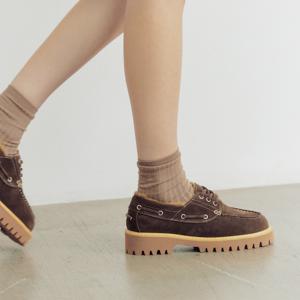 [리퍼브][정상가 167,000원] 2Colors_핸드메이드 카우 스웨이드 램 시어링 클래식 보트 슈즈 l KM297