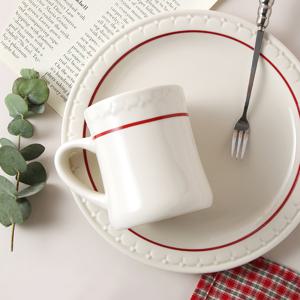 쉐난고 카디날 빈티지 레드 라인 오목 손잡이 머그컵 400ml