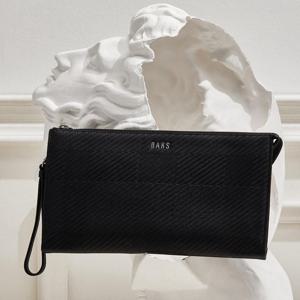 [GREAT HOUSE CHECK] 블랙 하우스 체크 소가죽 클러치 DBBA4E306