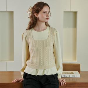 스퀘어넥 케이블 니트 뷔스티에 VLVCH2926