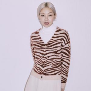 정가199000 지브리패턴 헤어리 브이넥 가디건 SHCCX2907