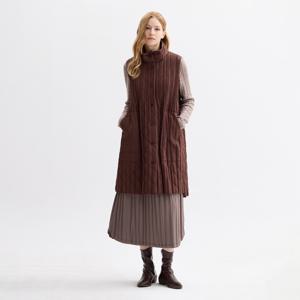 [최초가 319000원] 다이아 플리츠 텍스처 사이드 슬릿 롱 베스트_PPVTW025007