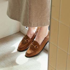 [정상가 130,000원] 7Colors_핸드메이드 카우레더 홀스핏 로퍼 2way I KM163