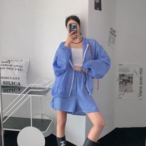 [브리치]  /  단독  시어서커 체크 박스핏 후드 집업&하프 팬츠 셋업 (2컬러)