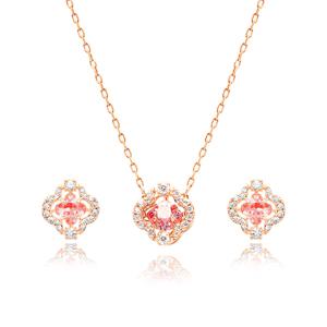 5516488 Una Sparkling Dance 클로버 귀걸이 세트 목걸이