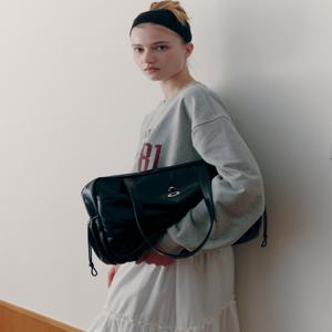 질 바이 질스튜어트 [[26SS]] JLBA6E100BK [로웬] 스트링숄더_블랙