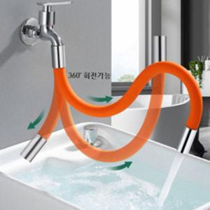 (20%쿠폰)다각도 자유조절 자바라 수전 수도 연장 호스 세면대 싱크대 세탁실 등  물튐방지 청소용이