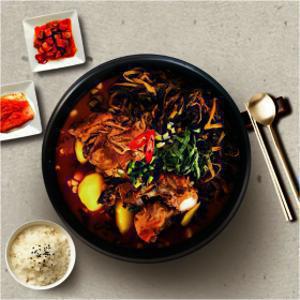 (김가네)본사배송 감자탕5kg(9-10인분)/국내산 돈등뼈 (라면사리1개+겨자2개 증정)