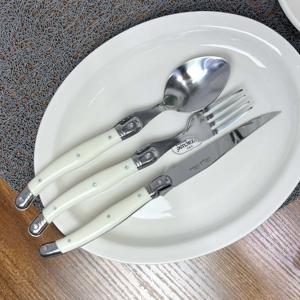 라귀올 커트러리 세트 양식기 르리에 알비스 수저 포크 나이프 3종 화이트