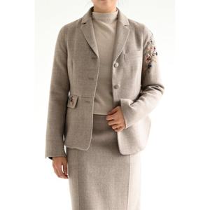 [비꼴리끄(여성)]울 핸드메이드 자수 자켓 B244WJ3010