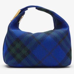 BURBERRY 버버리 Medium Peg Duffel Bag (8082048) (미디엄 페그 더플 백)