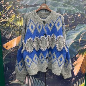 [르니앤맥코이]프릴장식노르딕단추가디건MN01CD005_IC