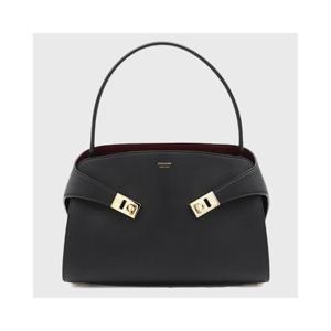 26SS 살바토레 페라가모 BORSA A SPALLA HUG 소프트 M 781694219816007 TP565499664