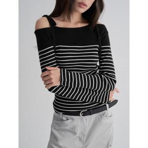 (355951LYP5) [에잇세컨즈] 스트라이프 오프숄더 풀오버  블랙