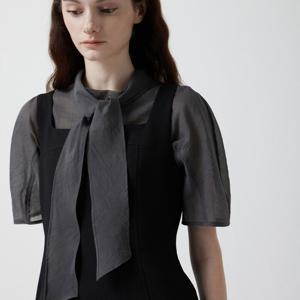 [쥬크]노티드 카라 시스루 블라우스  Z253MSC008