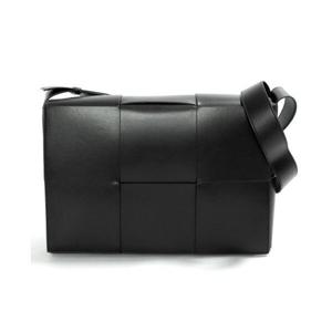 [편집샵 블레스]보테가베네타 가방 크로스백  629202 V47U0 8803