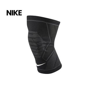 나이키 프로 니트 니 슬리브 (DA6934-010)