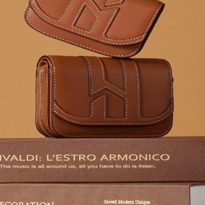 [헤지스] [25FW]브라운 이니셜로고 소가죽 반지갑/HIWA5F560W2