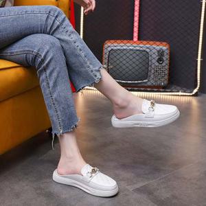 퀄팅 패턴 골드 체인 포인트 푹신한 레더 블로퍼