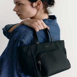 [질스튜어트] [ESSENTIAL] 나일론 에센셜 토트 S 블랙 JABA6E651BK