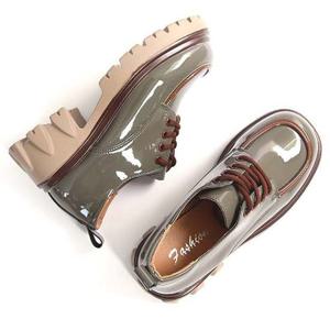 에나멜 여성 키높이 로퍼 발편한 통굽 단화 페니로퍼