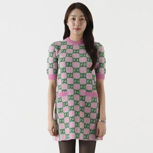 구찌 모노그램 여성 니트 원피스 핑크+그린 731014 XKCM8 5598