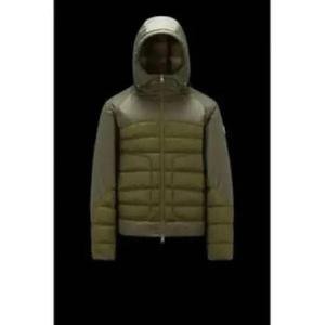 몽클레어 숏패딩 1A00071596VN817 DOM