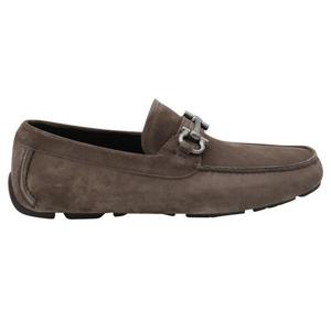 26 SS 페라가모 스웨이드 카프 간치니 플라크 슬립온 로퍼 77879802C398EE