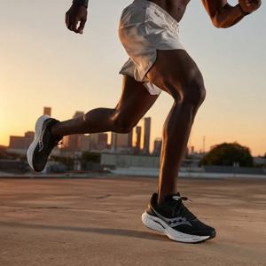 써코니 엔돌핀 스피드 4 슈퍼트레이너 남자 여성 런닝화 마라톤화 조깅화 S10940-100