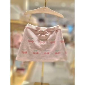 (밍크뮤10) 26SS 신상 HK(PK)하트체리자카드니트스커트 (36115436010)