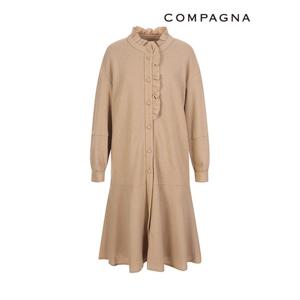 [꼼빠니아]프릴 넥 루즈핏 원피스_CABW1-WOP070